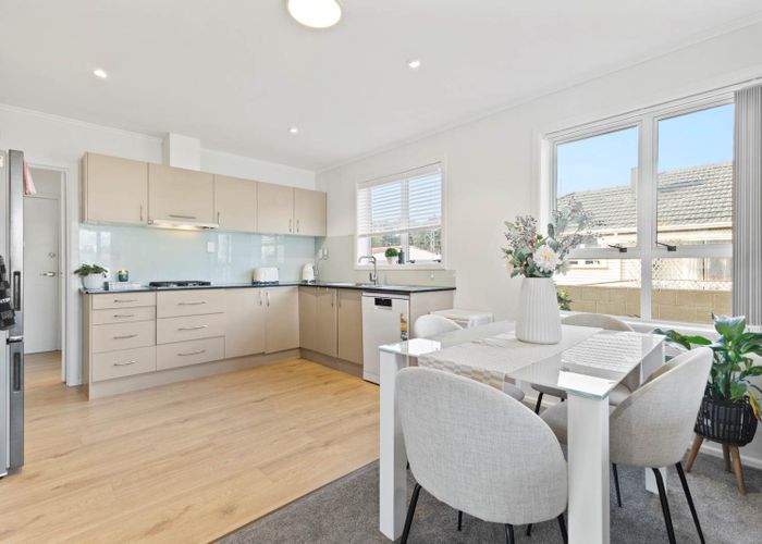  at 205 Puhinui Road, Papatoetoe, Manukau City, Auckland