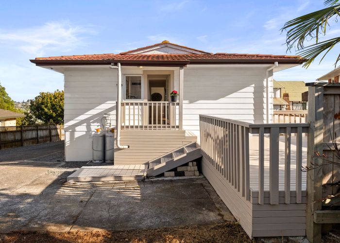  at 206A White Swan Road, Mount Roskill, Auckland