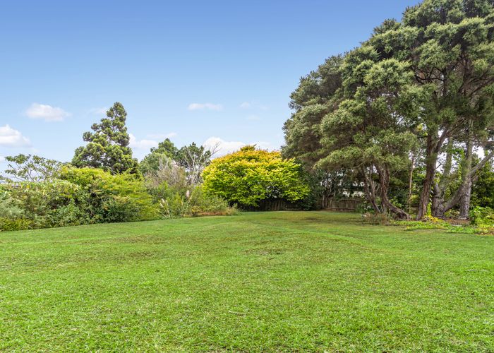  at 44 Sequoia Place, Sunnynook, Auckland