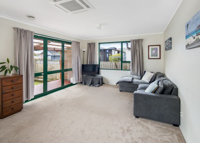  at 102 Park Road, Miramar, Wellington