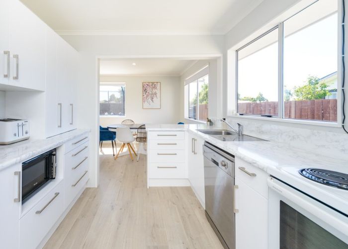  at 40 Acacia Street, Kelvin Grove, Palmerston North