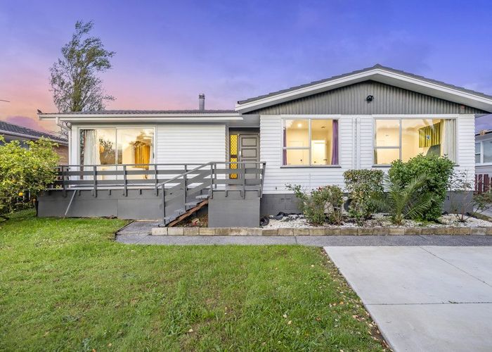  at 70 Walworth Avenue, Pakuranga Heights, Manukau City, Auckland