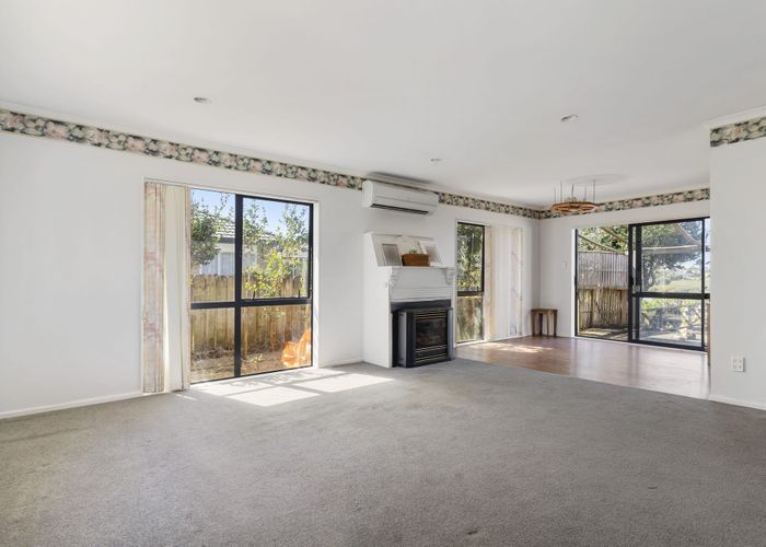  at 89 Waimahia Avenue, Weymouth, Auckland