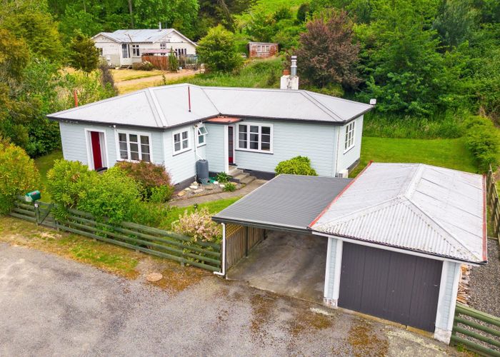  at 14 Blackhill Road, Tinui