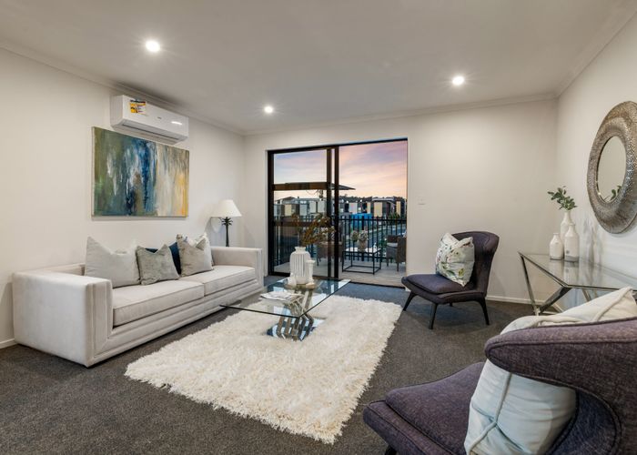  at 32 Pigeonwood Place, Flat Bush, Manukau City, Auckland