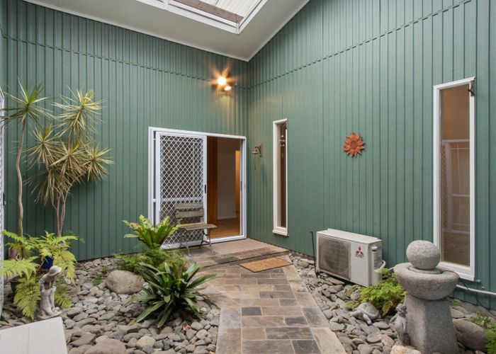  at 1 Hinton Road, Taradale, Napier