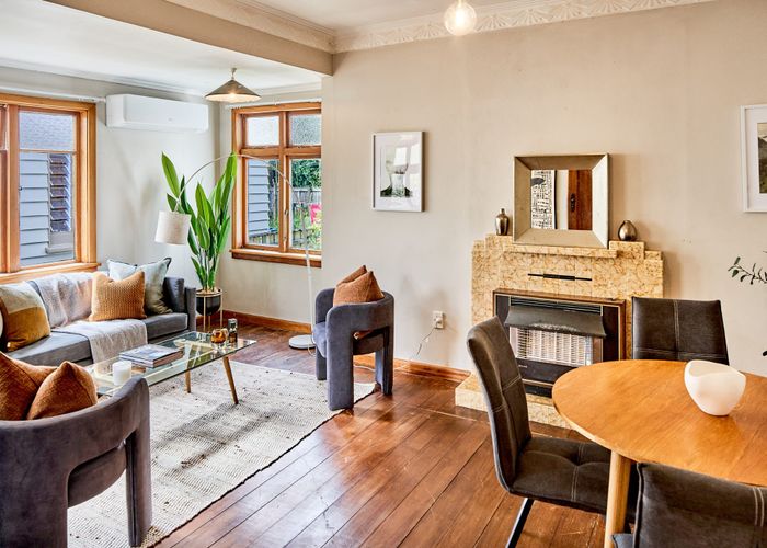 at 52 Standen Street, Karori, Wellington