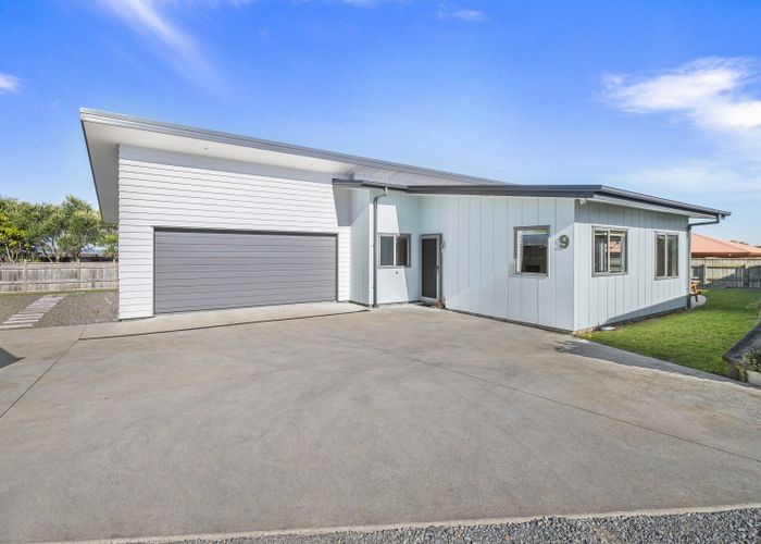  at 9 Forbes Road, Foxton Beach, Foxton
