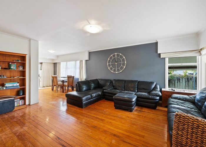  at 26 Willoughby Avenue, Howick, Manukau City, Auckland