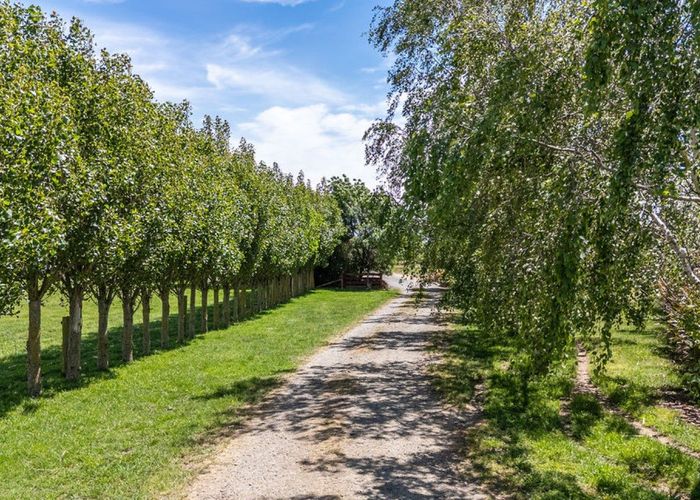  at 33 Winslow Westerfield Road, Winslow, Ashburton