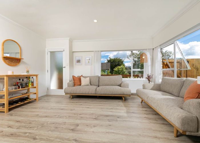  at 1/13 Bentley Avenue, Glenfield, North Shore City, Auckland