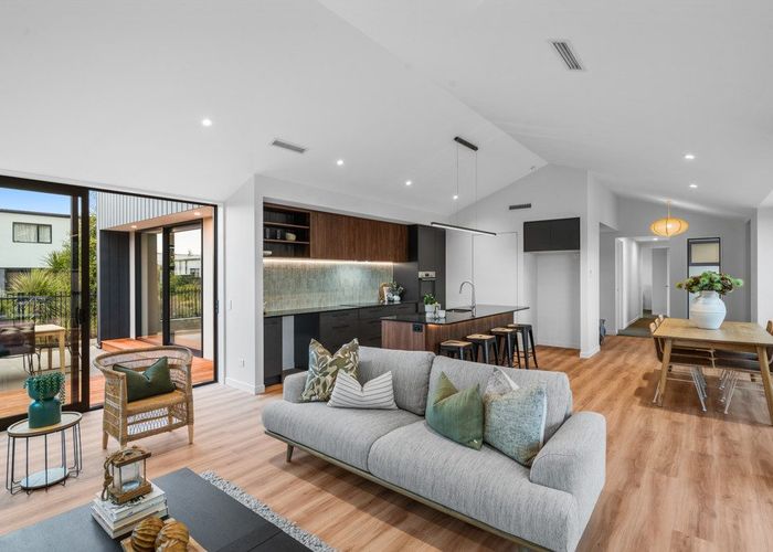  at 158 Gardiners Road, Harewood, Christchurch City, Canterbury