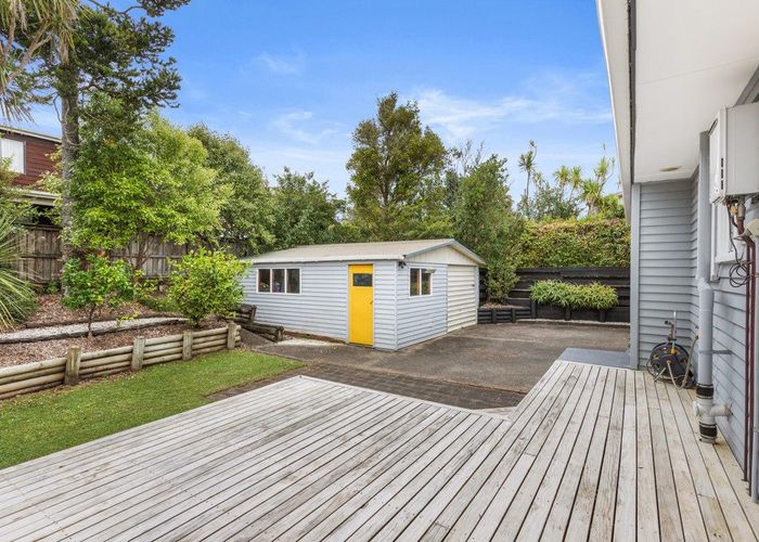  at 32 Konini Road, Titirangi, Auckland