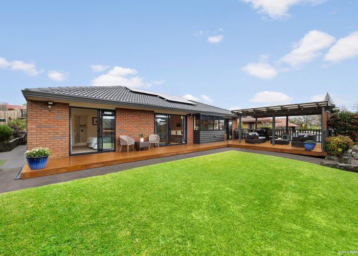  at 15 Orangewood Drive, Northpark, Auckland