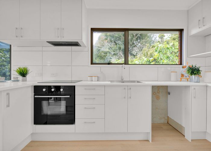  at 2/38 Seaview Road, Glenfield, North Shore City, Auckland