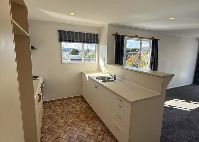  at 11 Charleston Avenue, Boulcott, Lower Hutt