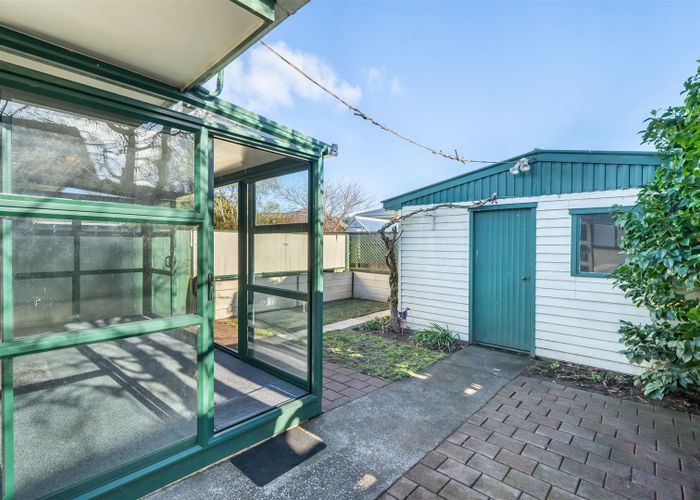  at 2/2 Parera Grove, Heretaunga, Upper Hutt