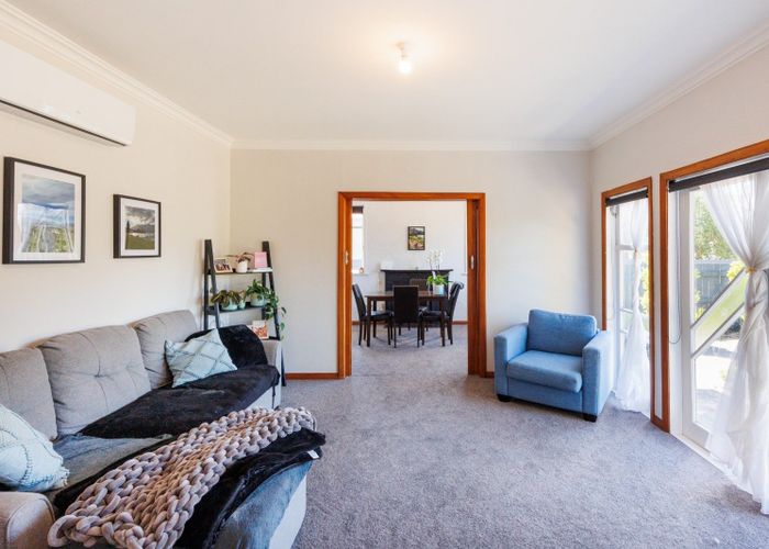  at 27 Knowles Street, Terrace End, Palmerston North