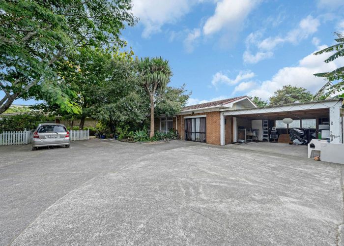  at 32 Alexander Avenue, Papatoetoe, Manukau City, Auckland