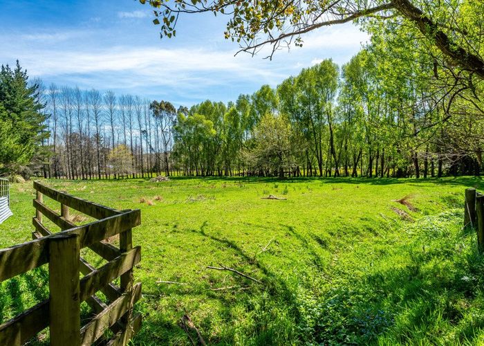  at 52 Katherine Mansfield Drive, Whitemans Valley, Upper Hutt, Wellington