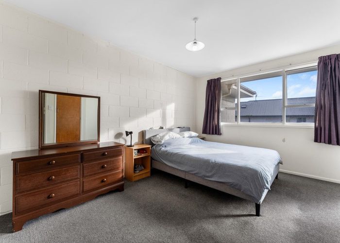  at 2/53 Brockworth Place, Riccarton, Christchurch City, Canterbury