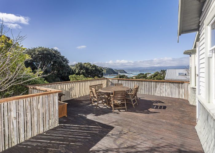  at 13 Valley Street, Island Bay, Wellington