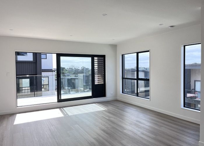  at 1 Battersby Lane, Windsor Park, North Shore City, Auckland