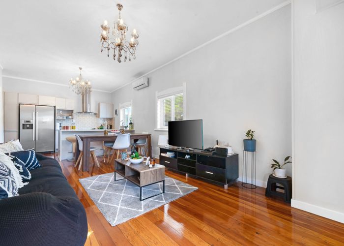  at 9 McCracken Road, Mount Wellington, Auckland City, Auckland