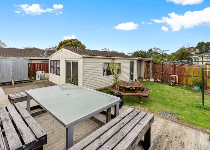  at 13 Meadowcourt Drive, Manukau, Auckland