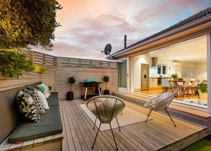  at 36 Kervil Avenue, Te Atatu Peninsula, Auckland