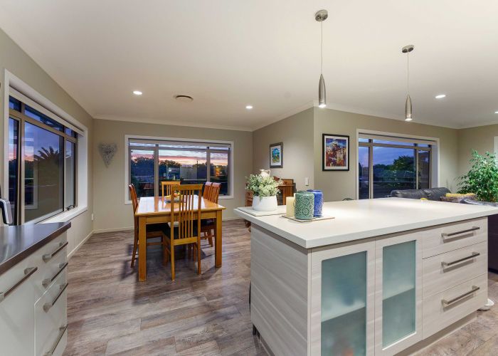  at 12 Simpson Crescent, Raumati Beach, Kapiti Coast, Wellington