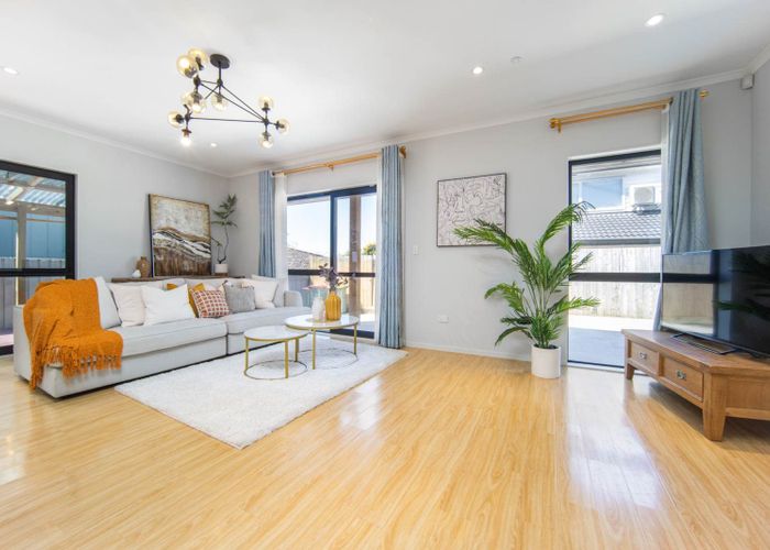  at 45A Bradbury Road, Botany Downs, Manukau City, Auckland