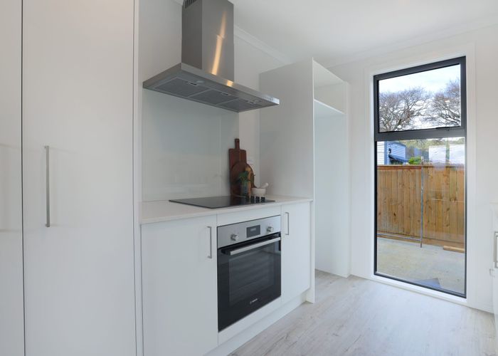  at 215 Stokes Valley Road, Stokes Valley, Lower Hutt, Wellington