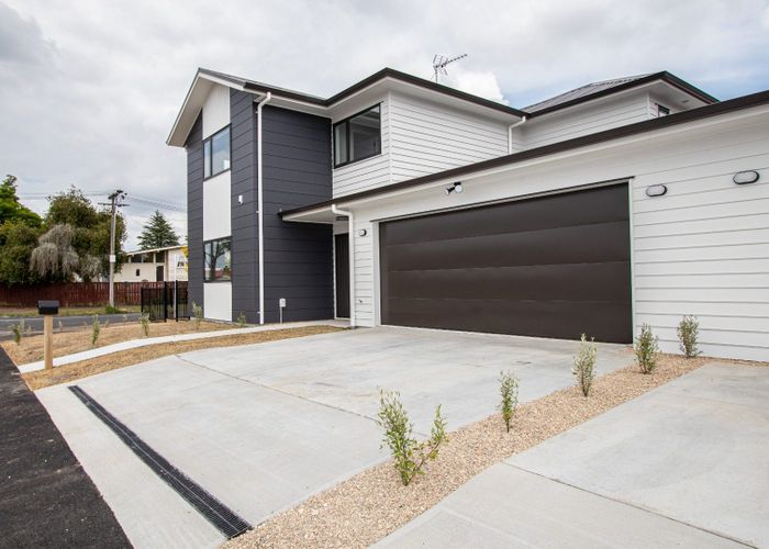  at 2D/7 Nevada Road, Silverdale, Hamilton, Waikato