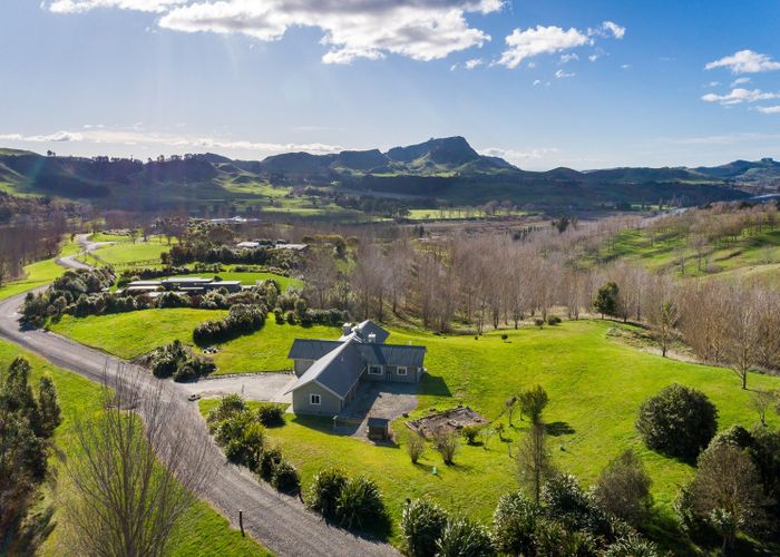  at 137 Walcott LANE, Kahuranaki, Havelock North