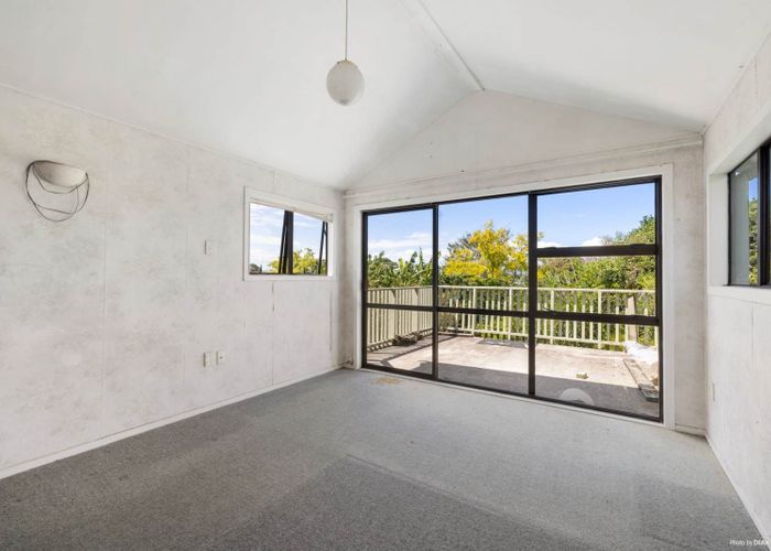  at 1184 East Coast Road, Kaiaua, Franklin, Auckland