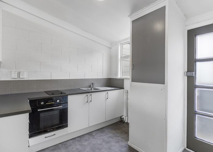 at 12/27 Mokoia Road, Birkenhead, North Shore City, Auckland