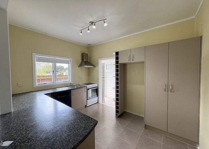  at 322 Great South Road, Papakura, Papakura, Auckland