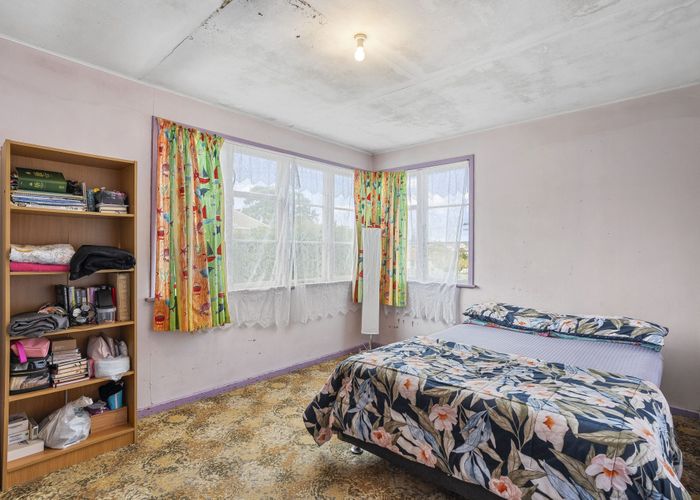  at 2 Thomson Street, Owairaka, Auckland City, Auckland