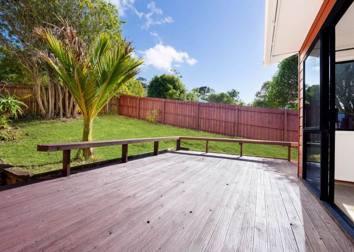  at 1/3 Valecrest Place, Bayview, North Shore City, Auckland