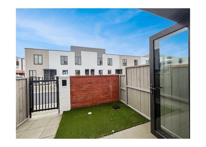  at 42/19 Lyon Avenue, Mount Albert, Auckland City, Auckland