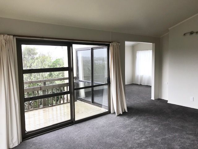  at 38 Tree View Avenue, Glenfield, North Shore City, Auckland
