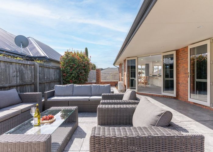  at 72 Broadhaven Avenue, Parklands, Christchurch