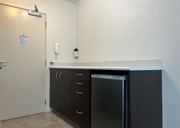 at 2/1 Parliament Street, Auckland Central, Auckland