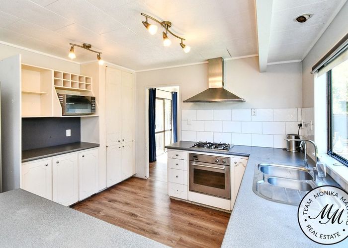  at 5 Eugenia Rise, Totara Heights, Auckland