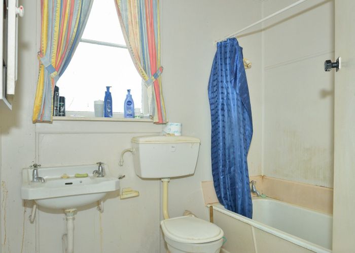  at 2 Cochrane Street, Elgin, Gisborne