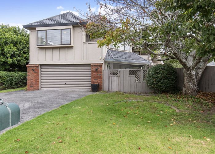  at 13 Framalda Place, Conifer Grove, Takanini