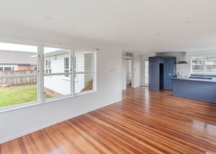  at 52A Cambridge Tce, Papatoetoe, Manukau City, Auckland