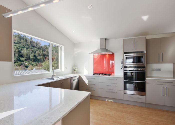  at 1 Emerald Lane, Cashmere, Christchurch City, Canterbury