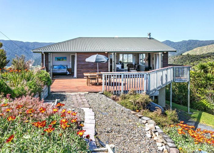 at 1753 Colville Road, Amodeo Bay